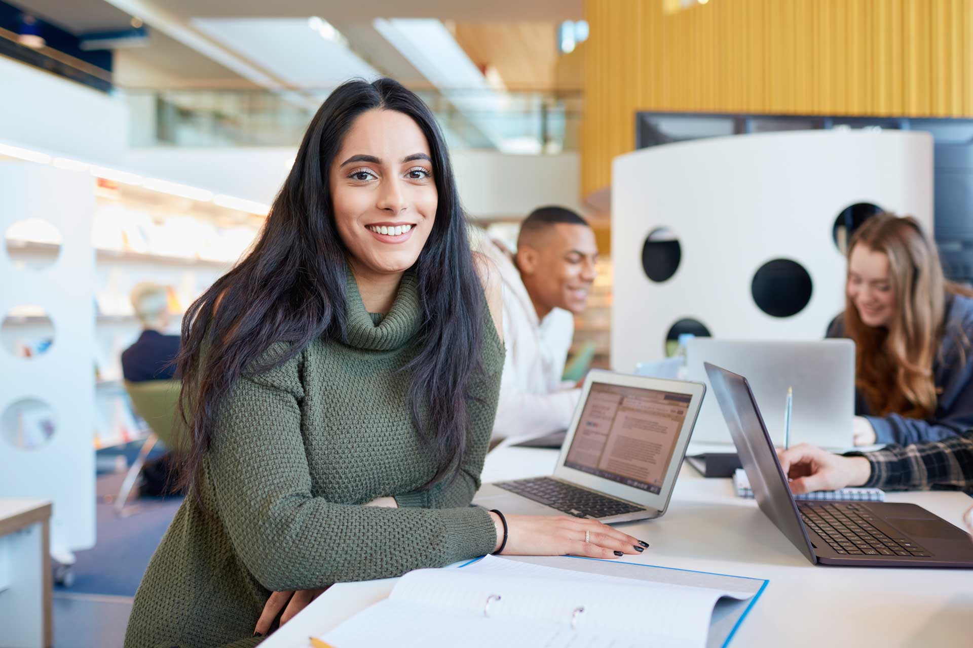Education Qatar, Qatar Training, Qatar Courses, International Diploma Qatar, Mofa, Chamber, Kingston Qatar