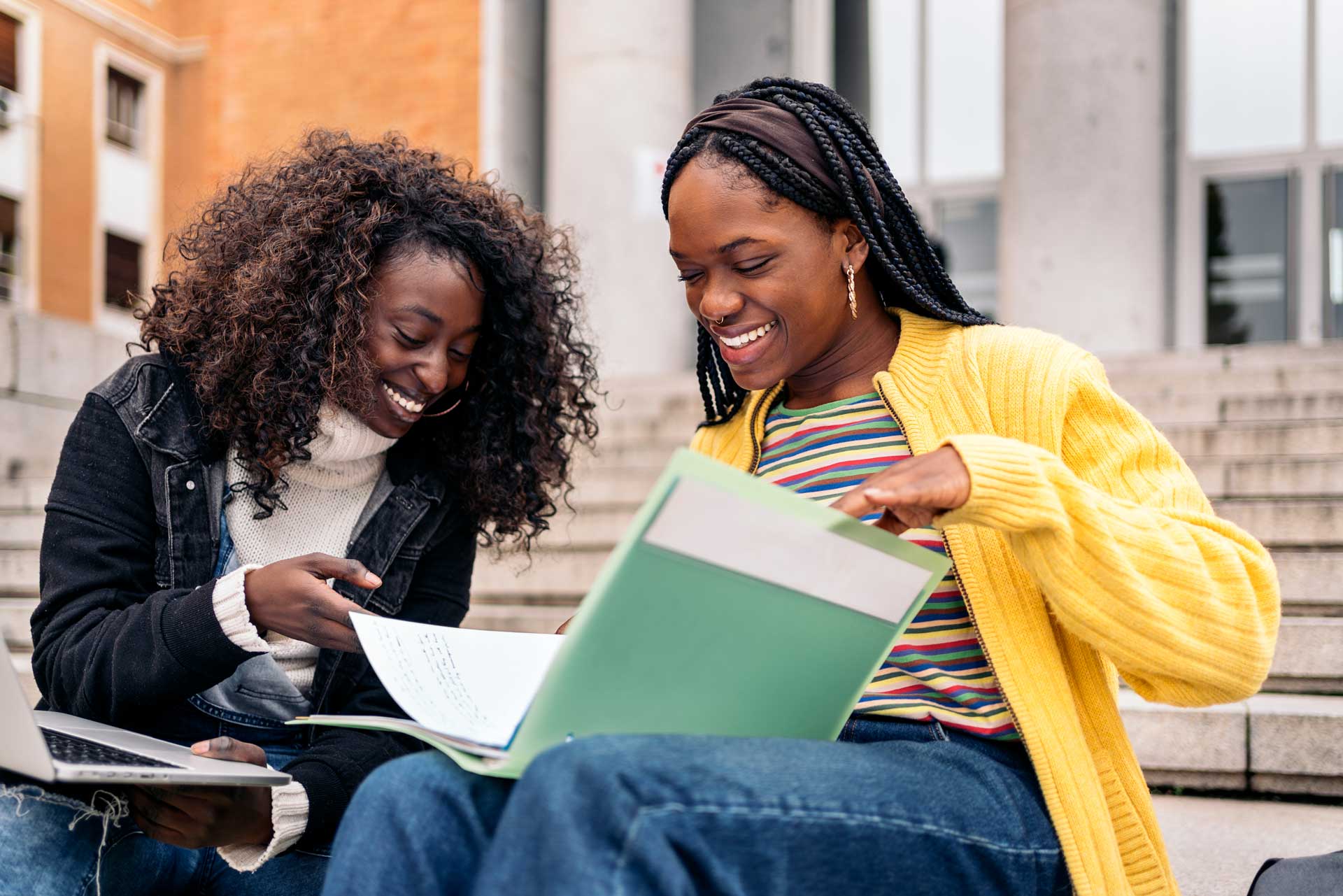 Education Qatar, Qatar Training, Qatar Courses, International Diploma Qatar, Mofa, Chamber, Kingston Qatar